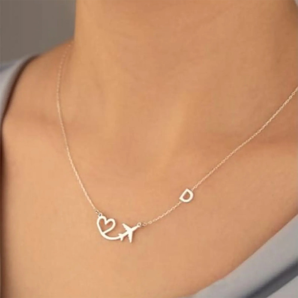 Personalized Heart Airplane In - Name Necklace Custom avaliação e preço