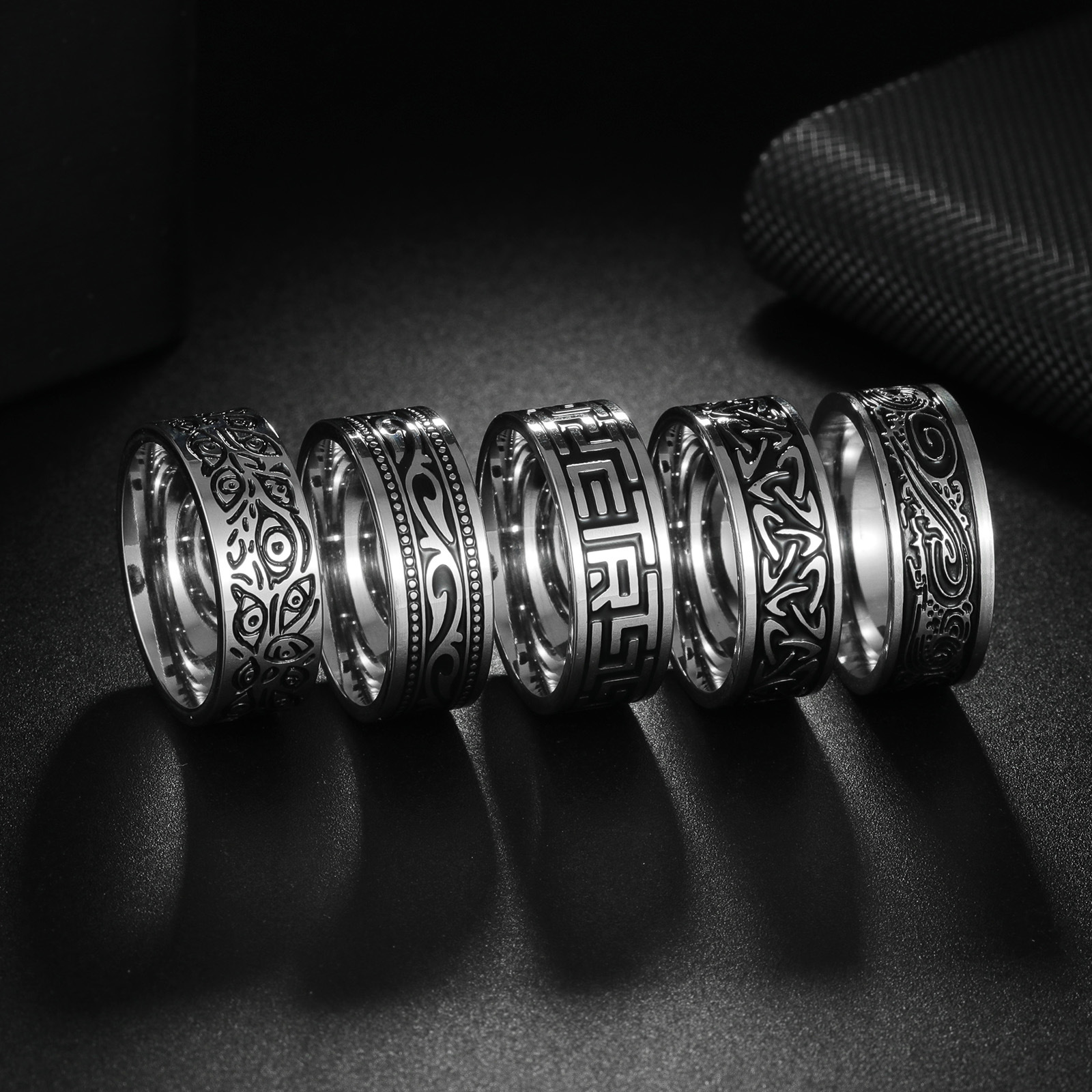 Retro Titanium Steel Ring With - Initial Ring Custom avaliação e preço