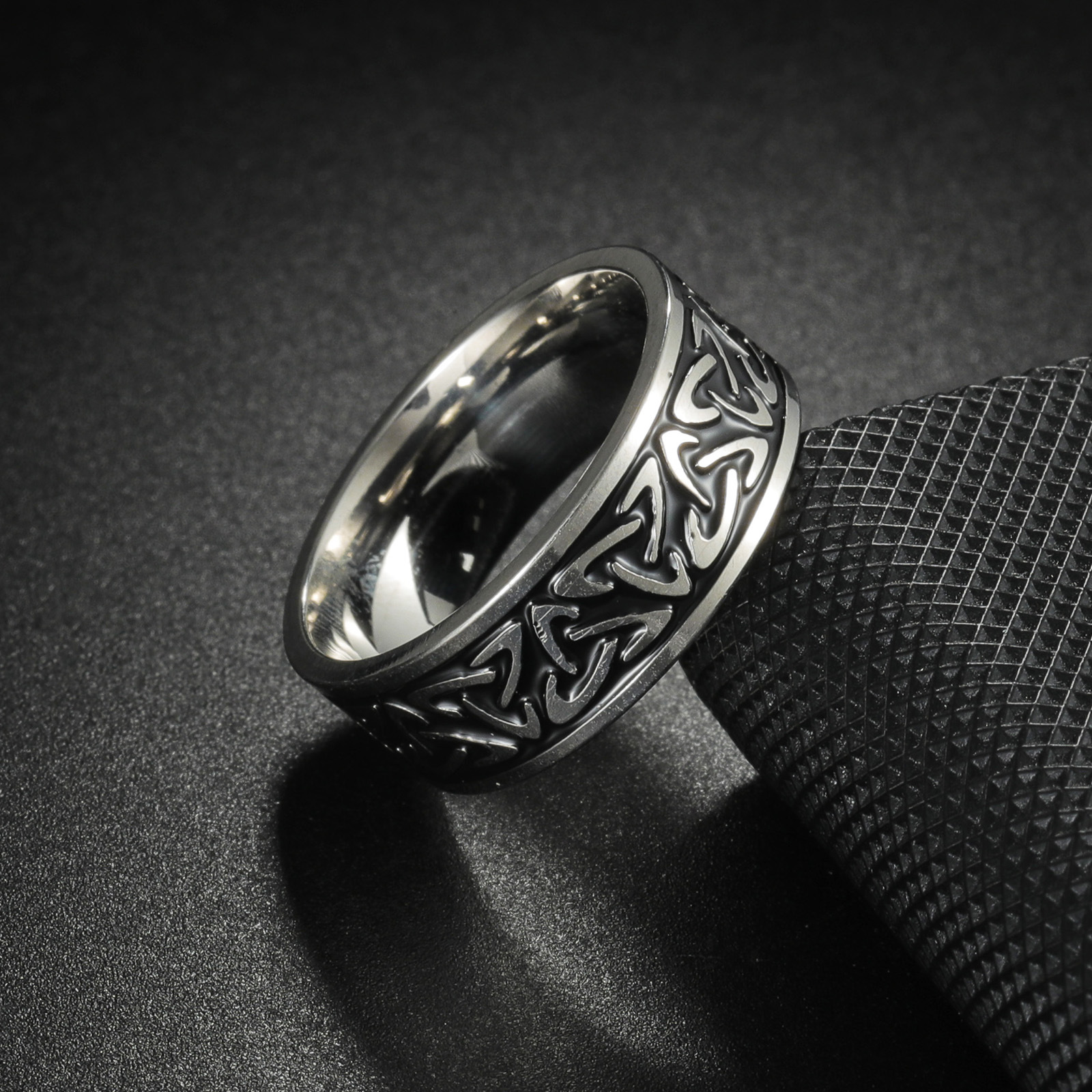 Retro Titanium Steel Ring With - Initial Ring Custom avaliação e preço