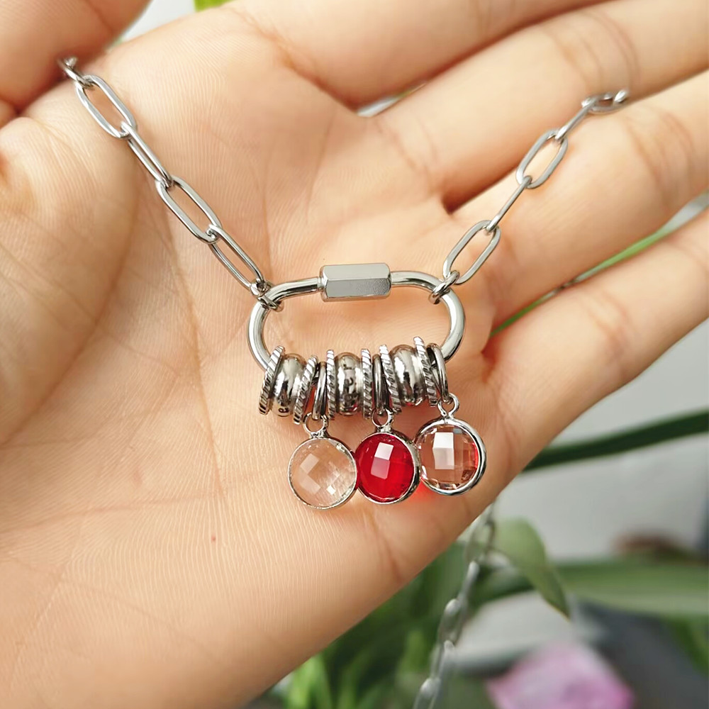 Custom Carabiner Name Charm Ne - Birth Flower Necklace avaliação e preço